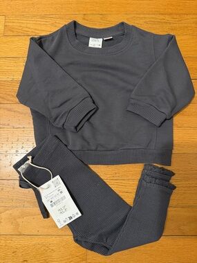 Zara Charcoal Gray Ribbed Sweatshirt & Textured Leggings Set-Toddler 1 1/2 years